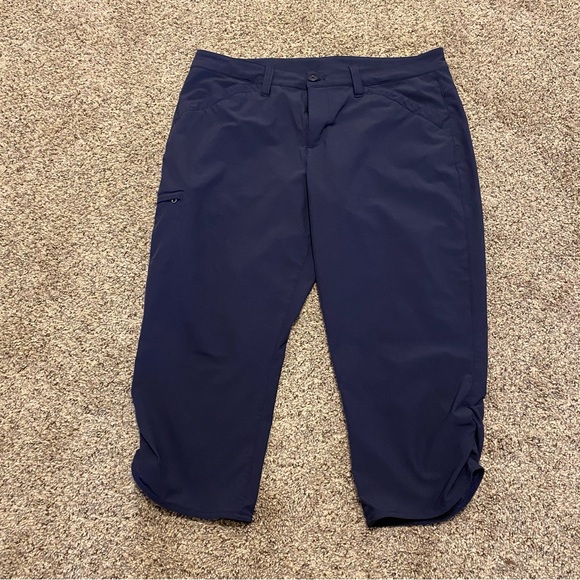 Eddie Bauer Pants - Eddie Bauer Navy Cropped Active Capris